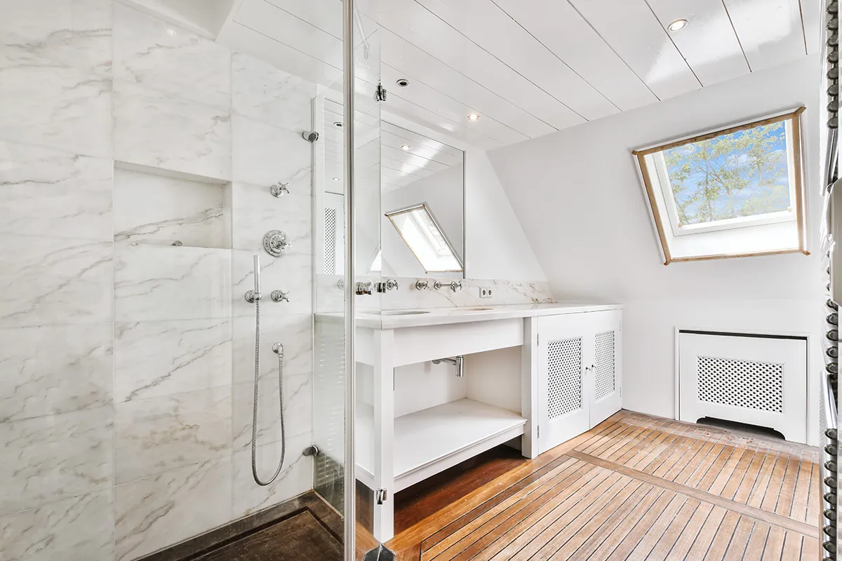 Modern Bathroom Design Trends for 2025